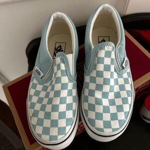 Vans class is slip ons size 1